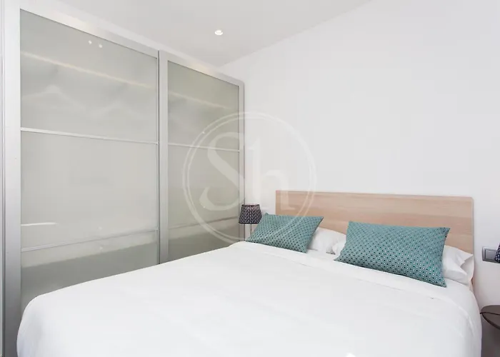 Cómodo Dos En El Eixample Apartamento